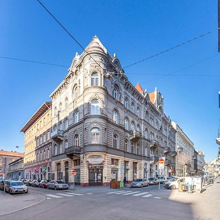 Luxury Art Deco Flat / Big Balcony Apartment Budapest Bagian luar foto