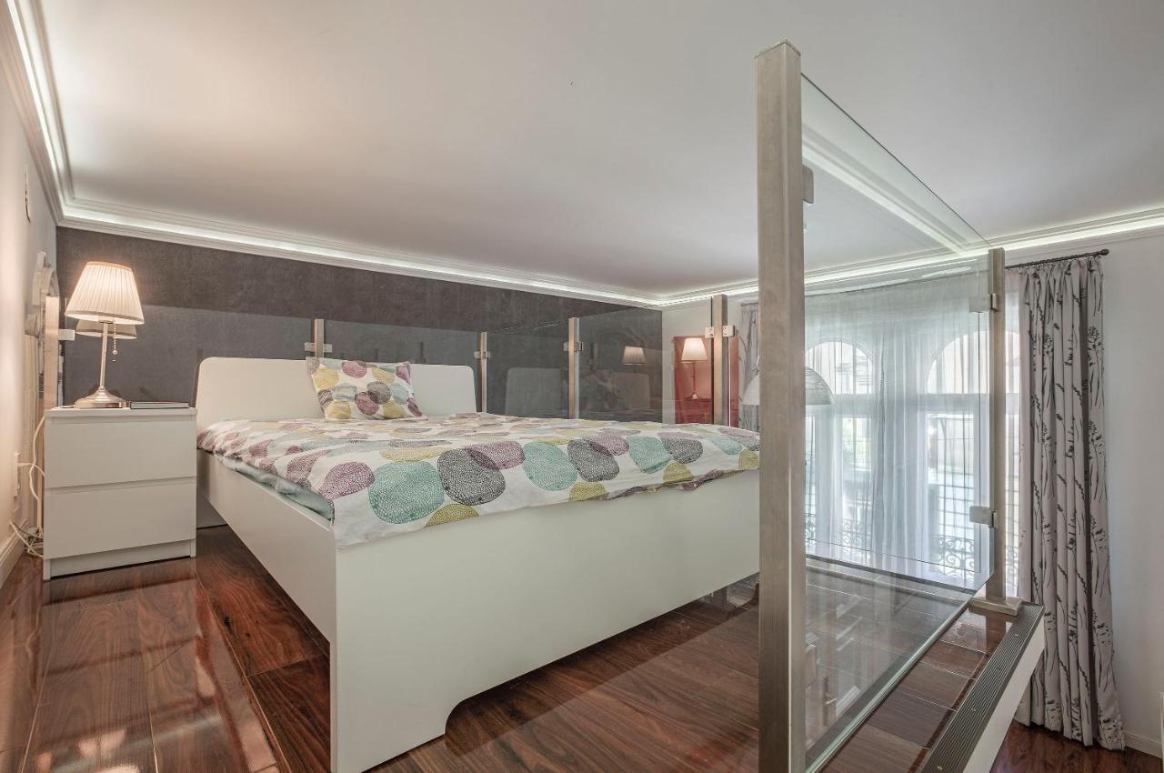 Luxury Art Deco Flat / Big Balcony Apartment Budapest Bagian luar foto