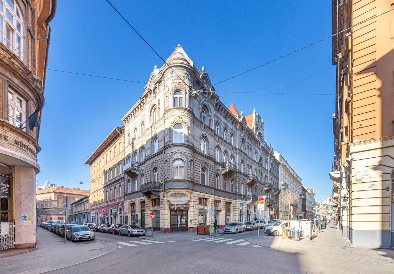 Luxury Art Deco Flat / Big Balcony Apartment Budapest Bagian luar foto